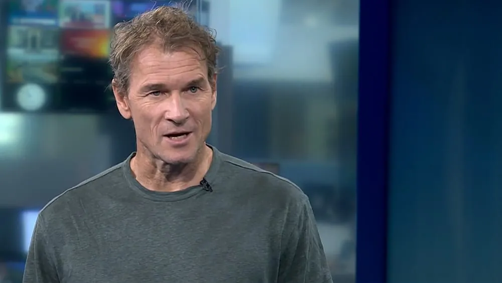 Ex-Nationaltorwart Jens Lehmann hält an seiner Einschätzung zu einem möglichen Startelfeinsatz von Deniz Undav fest. „Er muss Joker bleiben“, sagt Lehmann.Quelle:WELT TV