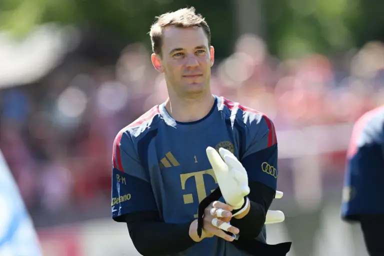 FC Bayern: Geheimer Team-Nachmittag – Hier planschen die Kompany-Stars im Tegernsee! - BILD