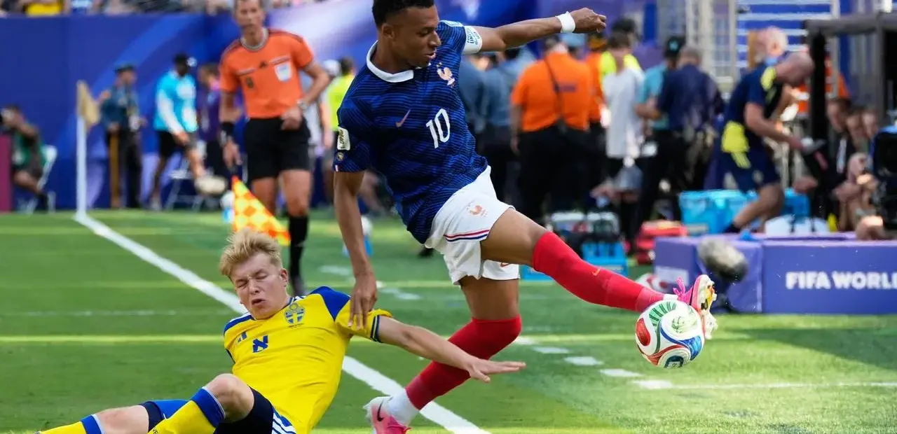 WM 2026: Holland-Nationaltrainer tritt nach WM-Aus zurück - BILD
