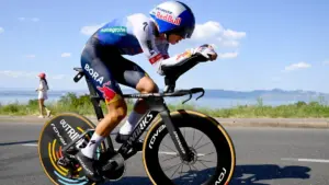 Tour de France: Florian Lipowitz stürzt, muss das Rennen aufgeben - BILD