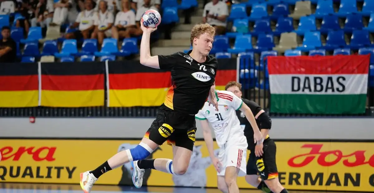 Drama gegen Ungarn: Unsere U20-Handballer werfen Halbfinale weg - BILD