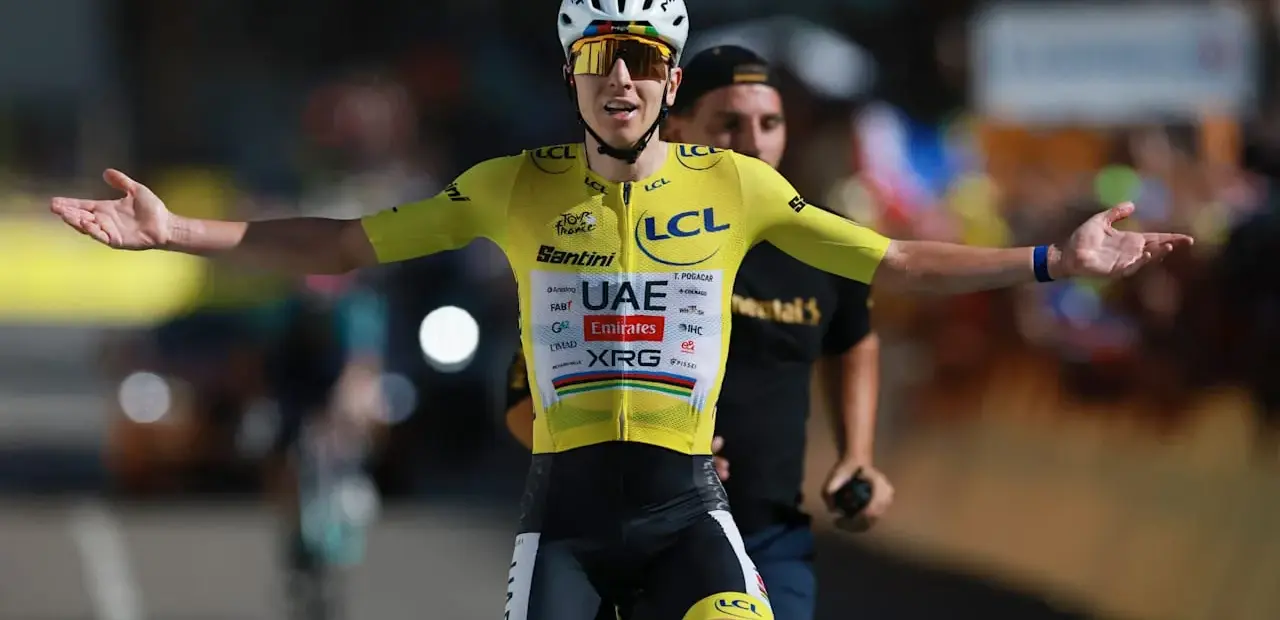 Grandioses Finish in Alpe d'Huez: Tadej Pogacar frisst Konkurrenten im Chaos gnadenlos auf