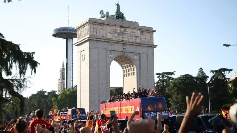 Wegen heftiger Szenen nach Abpfiff: Fifa leitet Verfahren gegen Argentinien ein - BILD
