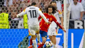 »Der Druck ist immens« – Englischer Schiedsrichter Anthony Taylor beendet Karriere