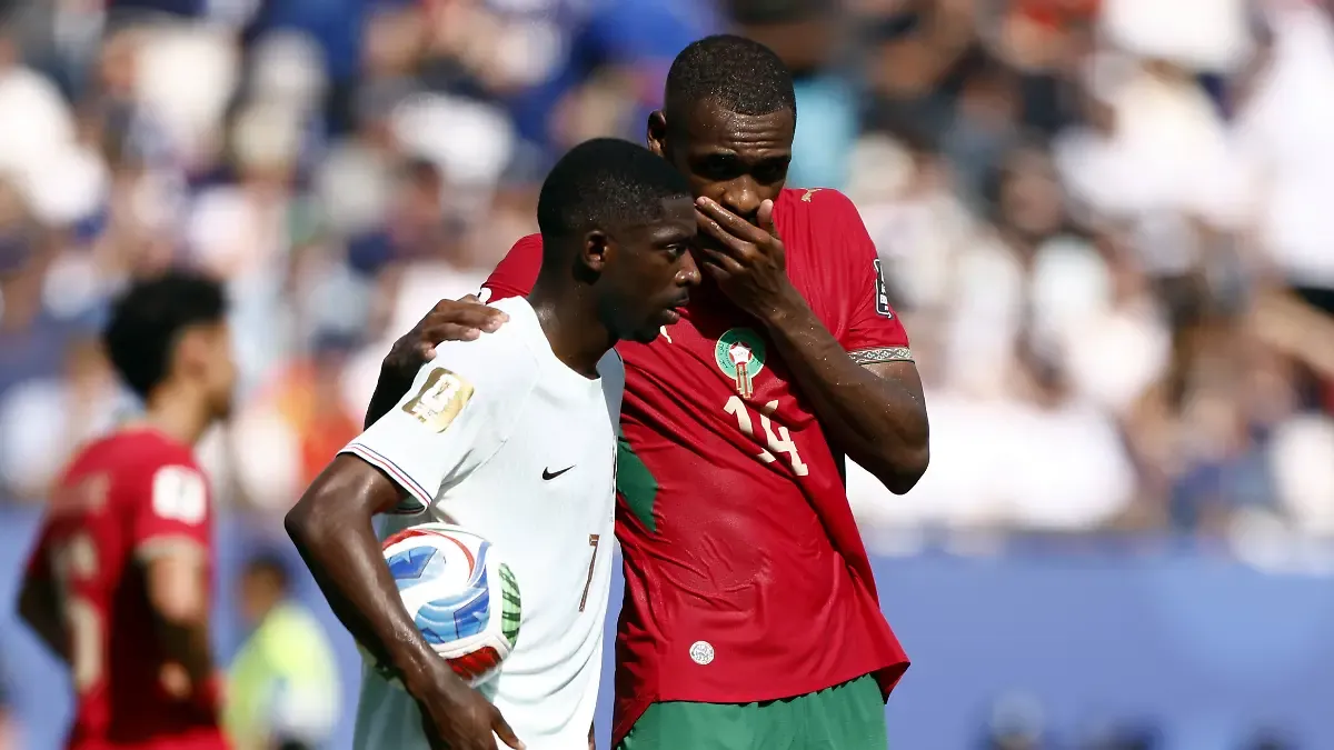 FIFA-World-Cup-WM-Weltmeisterschaft-Fussball-2026-quarterfinals-France-vs-Morocco-Issa-Diop-of-Morocco-R-reacts-with-Ousmane-Dembele-of-France-during-the-FIFA-World-Cup-2026-quarterfinals-match-France-against-Morocco-in-Boston-USA-09-July-2026