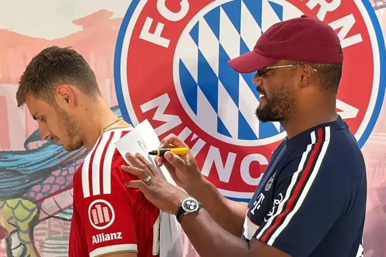 Titel-Ansage von Bayerns Trainer Vincent Kompany in der Champions League - BILD